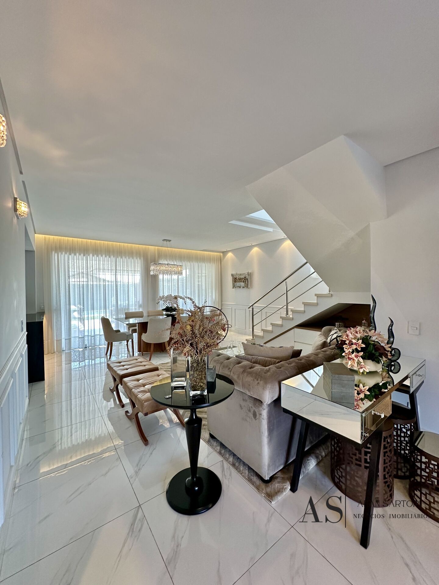 Casa de Condomínio com 4 quartos à venda, 356m² — foto 7 de 39