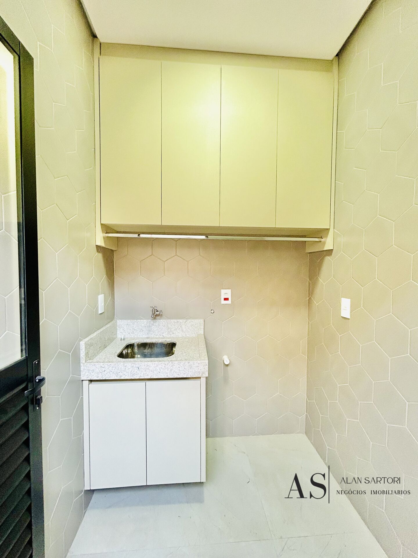 Casa de Condomínio com 3 quartos à venda, 226m² — foto 22 de 40