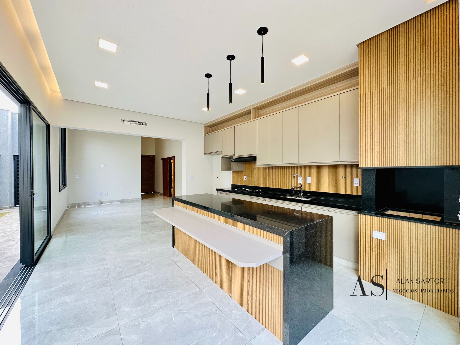 Casa de Condomínio com 3 quartos à venda, 150m² — foto 11 de 32