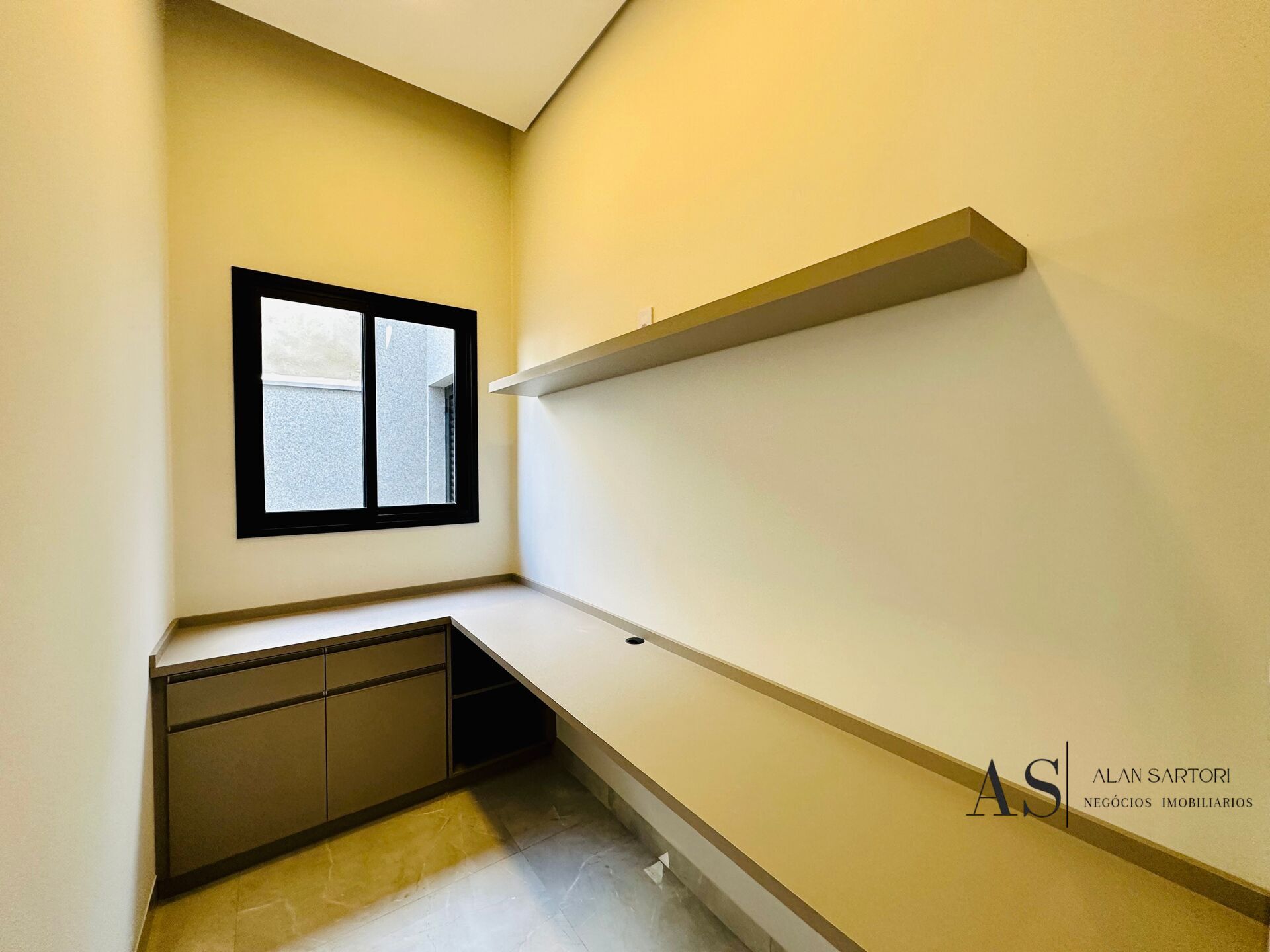 Casa de Condomínio com 3 quartos à venda, 150m² — foto 5 de 32