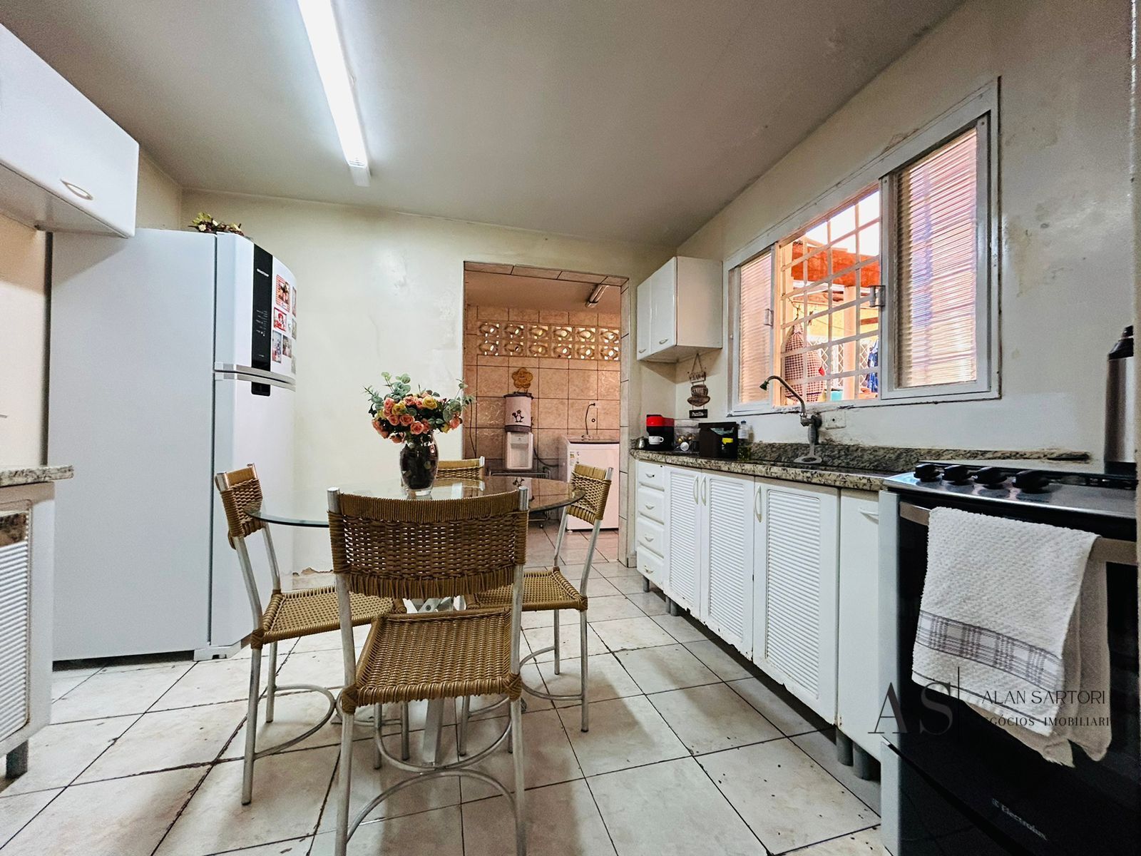 Casa com 3 quartos à venda, 275m² — foto 18 de 23