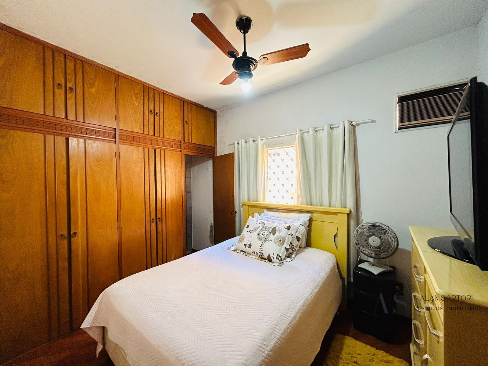 Casa com 3 quartos à venda, 275m² — foto 12 de 23