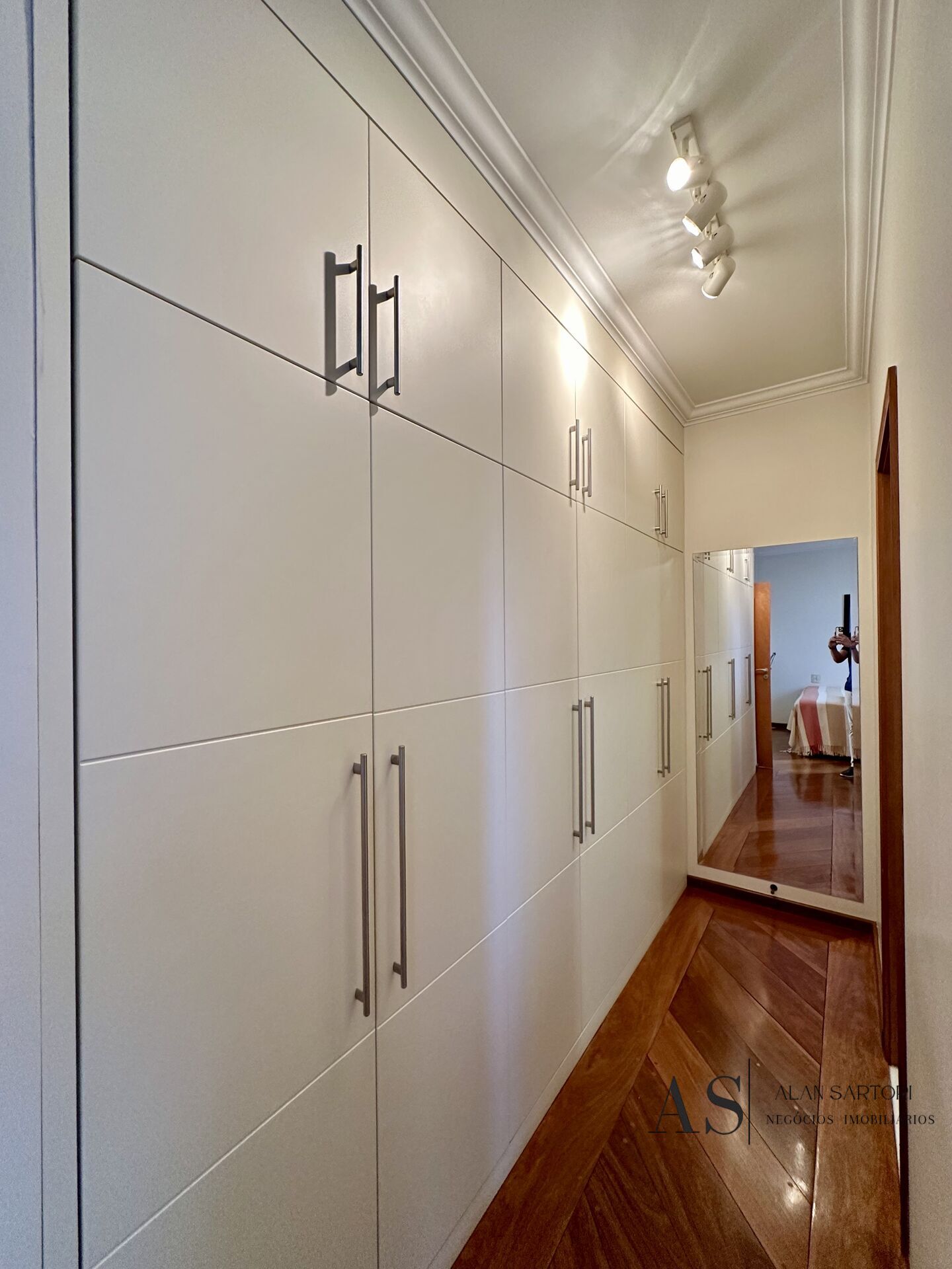 Casa de Condomínio com 4 quartos à venda, 400m² — foto 25 de 36