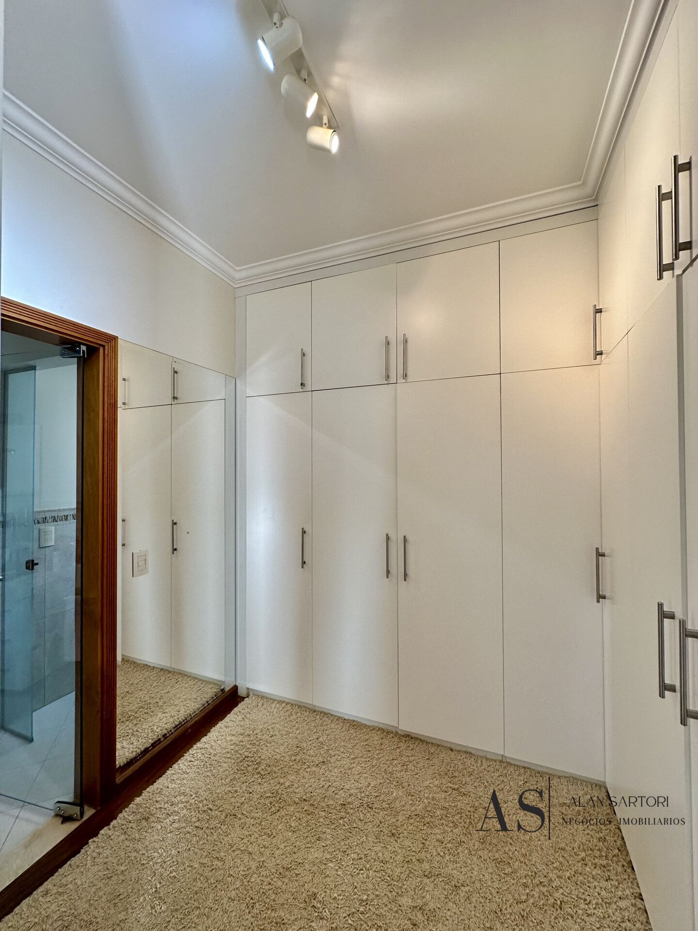 Casa de Condomínio com 4 quartos à venda, 400m² — foto 32 de 36