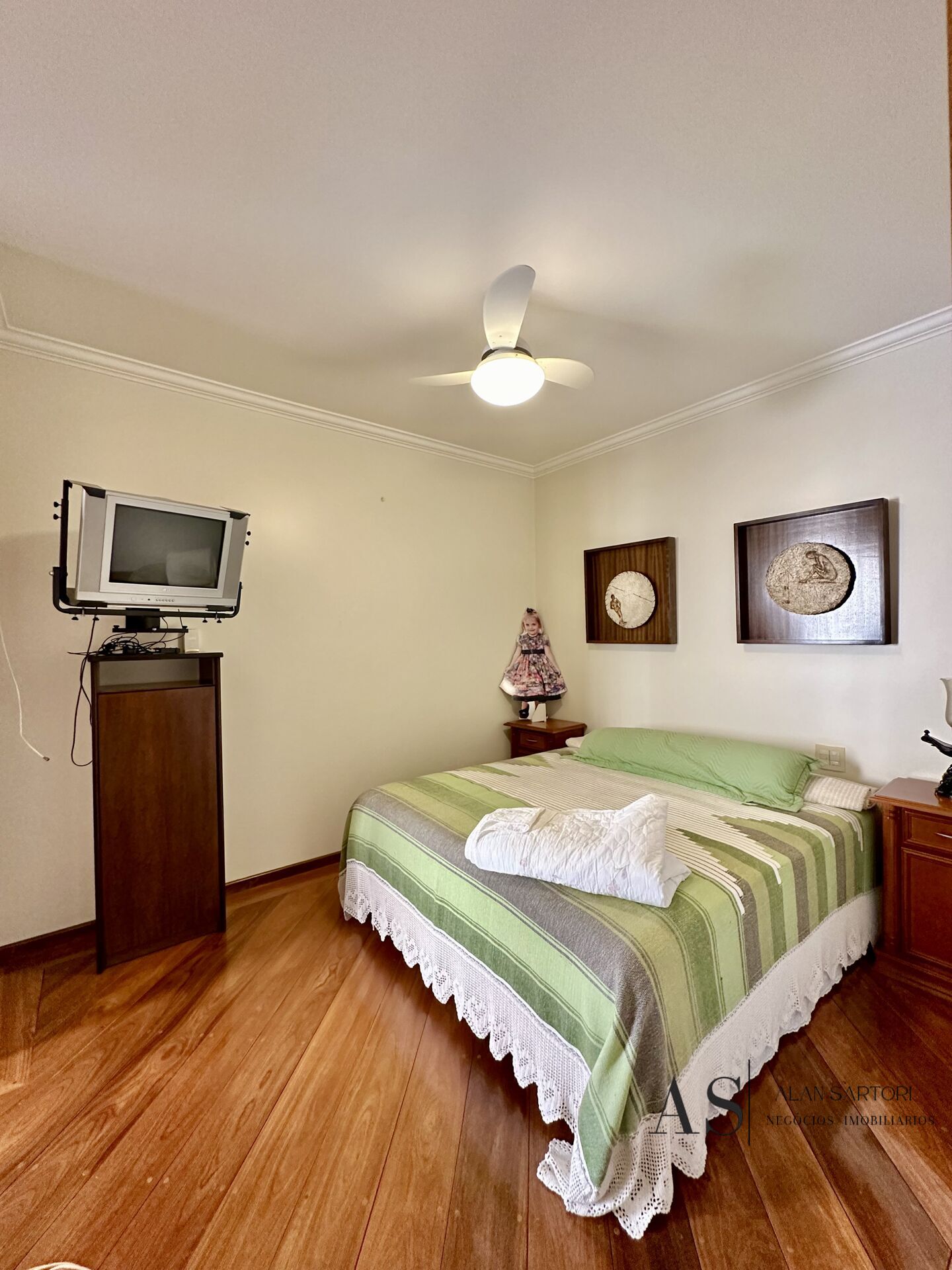Casa de Condomínio com 4 quartos à venda, 400m² — foto 18 de 36