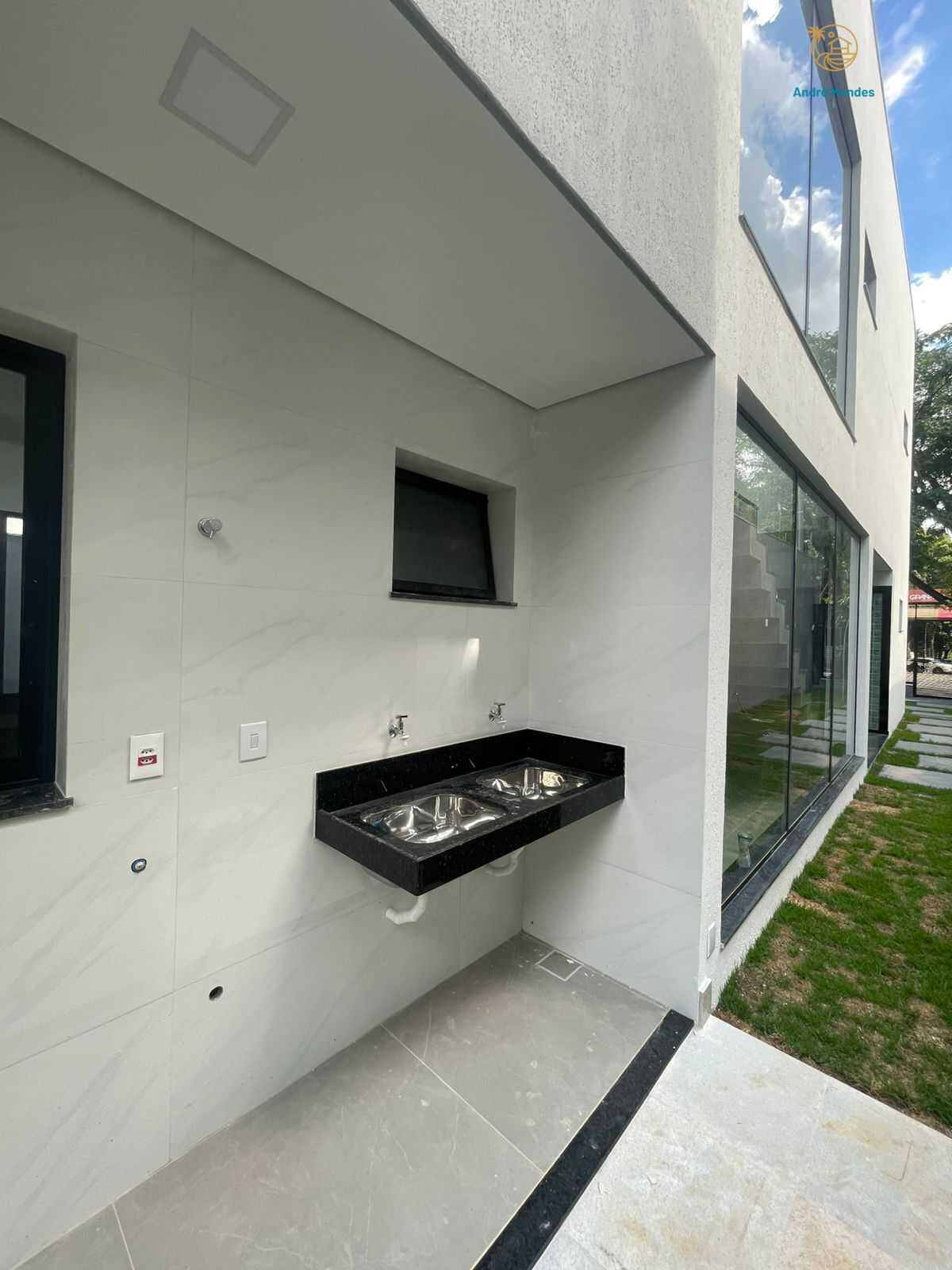 Casa, 4 quartos, 266 m² - Foto 4