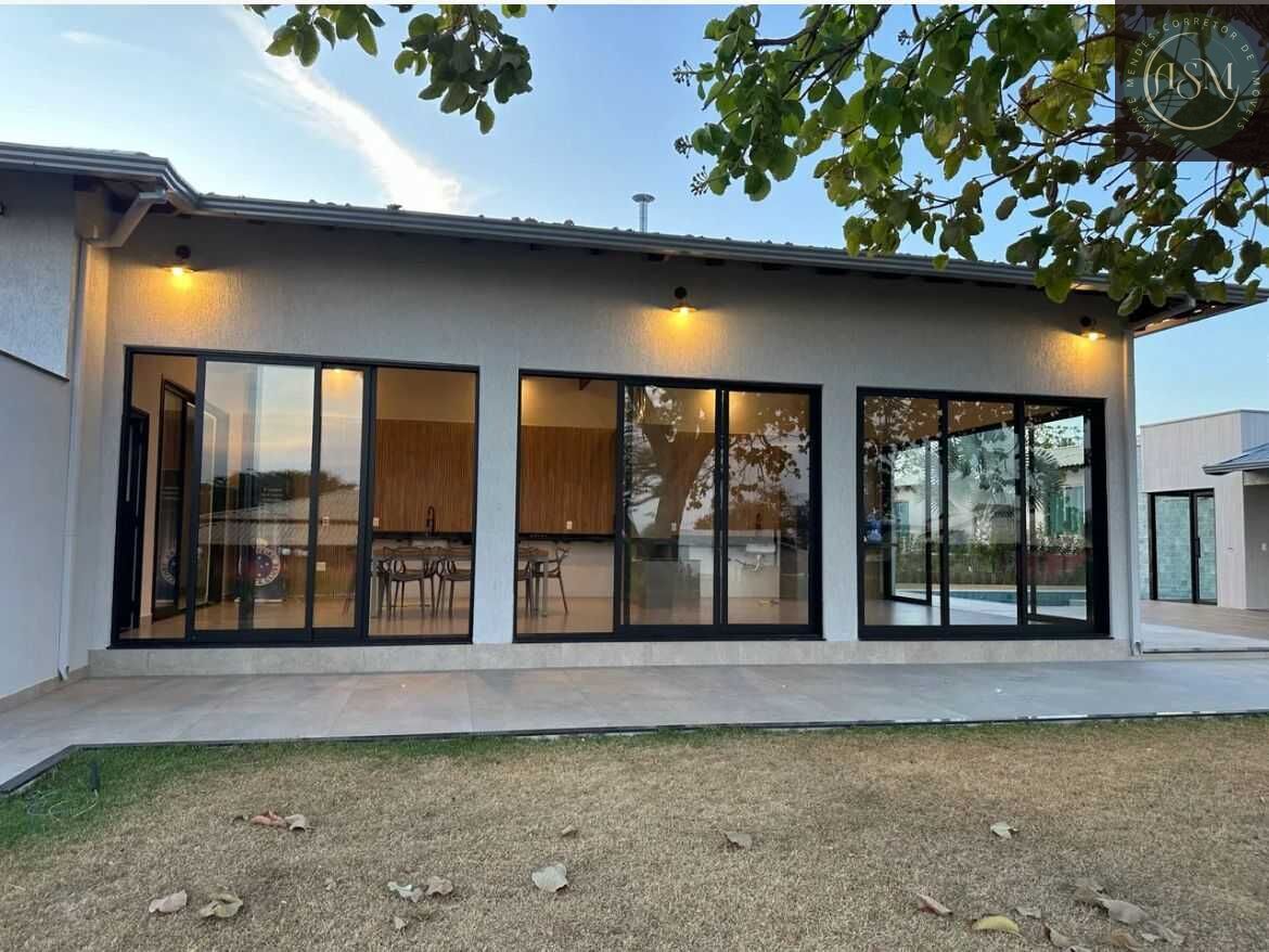 Casa, 4 quartos, 270 m² - Foto 16