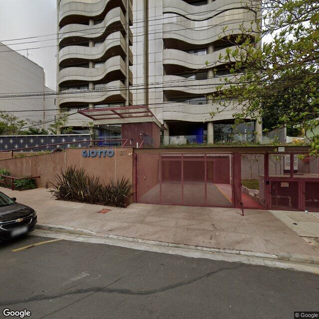 Imagem estática do "Street View" da localização