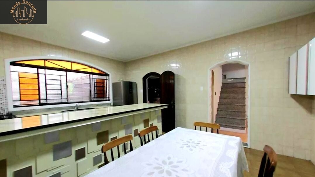 Sobrado, 4 quartos, 238 m² - Foto 5