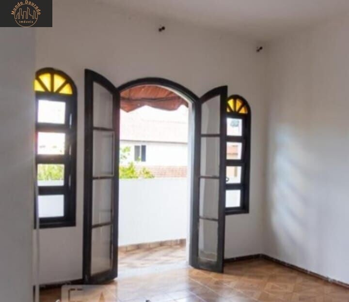 Sobrado, 3 quartos, 200 m² - Foto 2