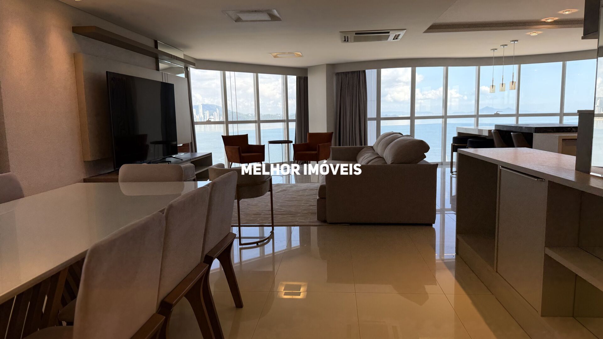 Apartamento, 4 quartos, 237 m² - Foto 2