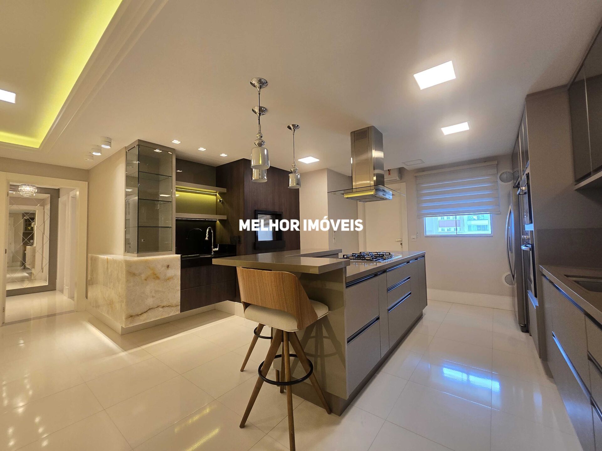 Apartamento, 3 quartos, 135 m² - Foto 1