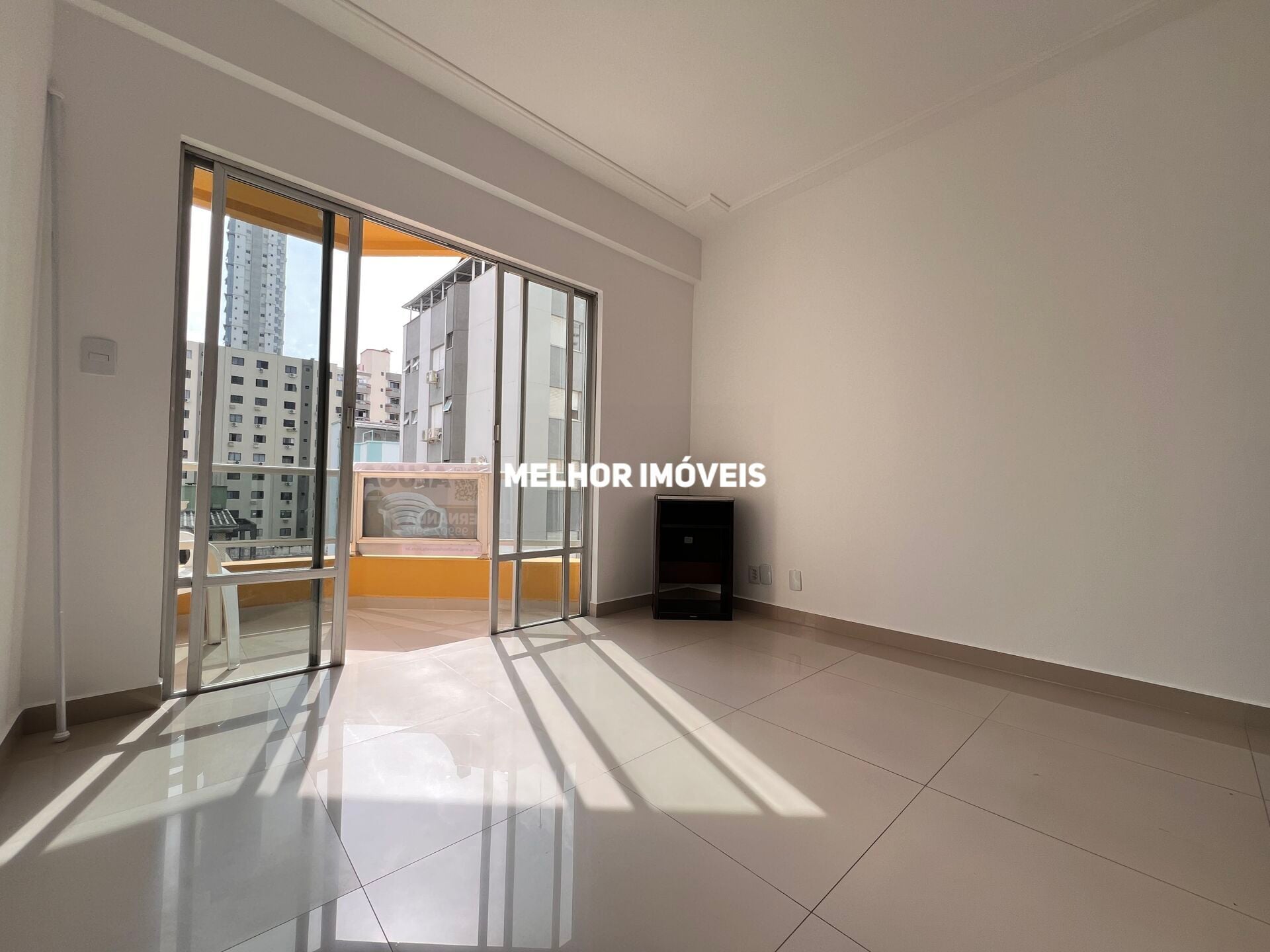 Apartamento, 2 quartos, 76 m² - Foto 1