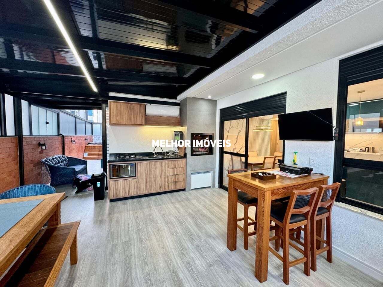 Apartamento, 3 quartos, 180 m² - Foto 1