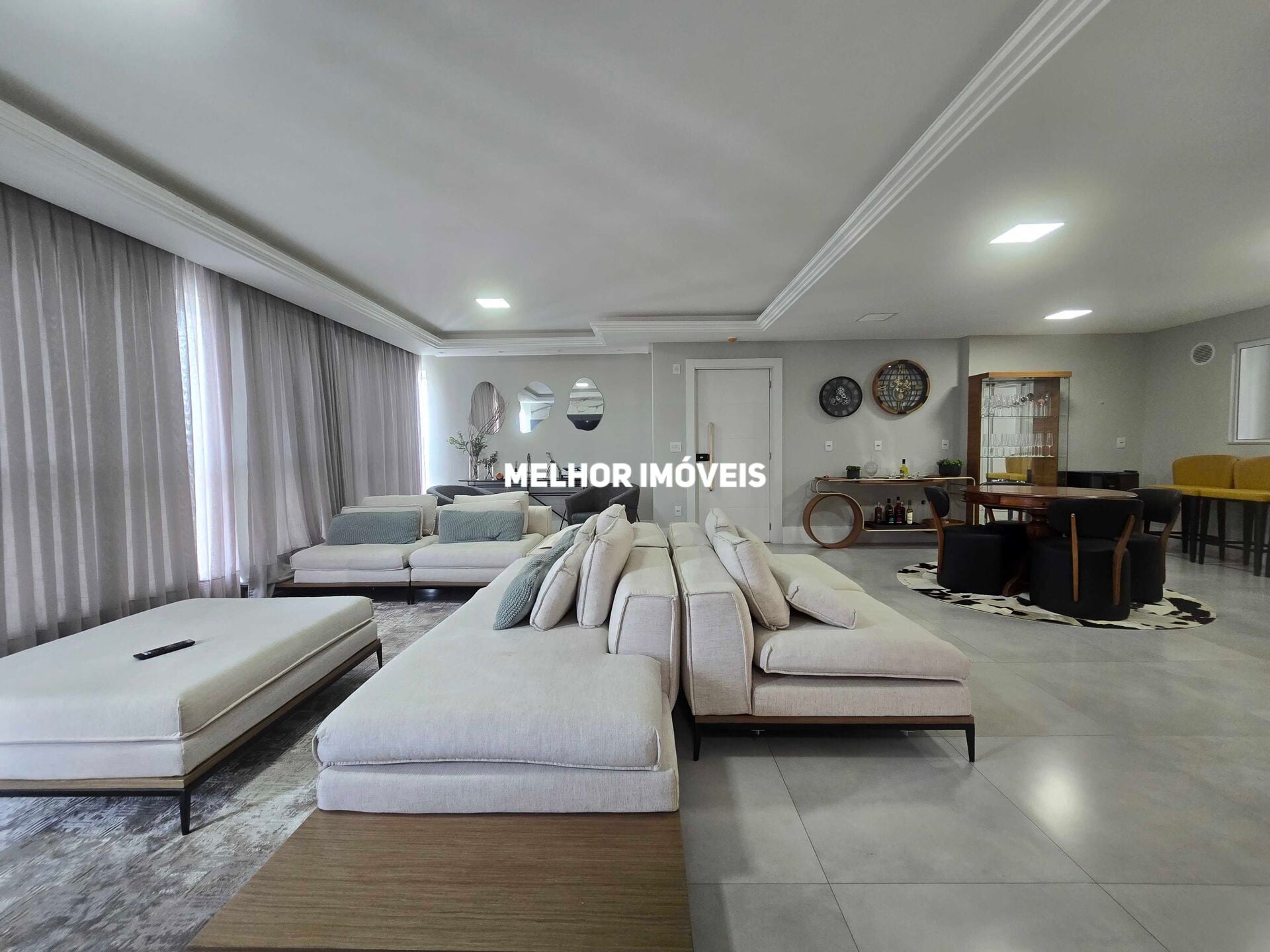 Apartamento, 4 quartos, 263 m² - Foto 1