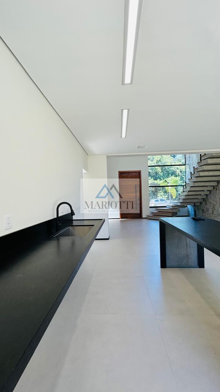 Casa, 4 quartos, 310 m² - Foto 10