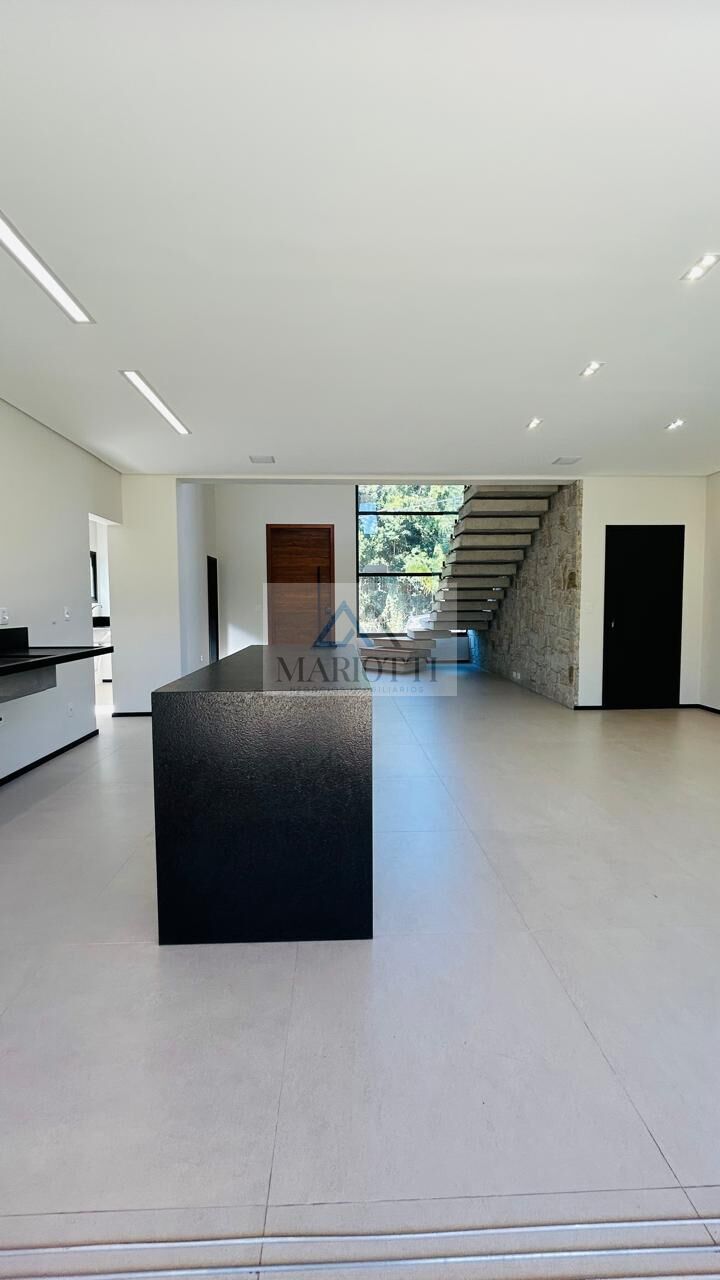 Casa, 4 quartos, 310 m² - Foto 22