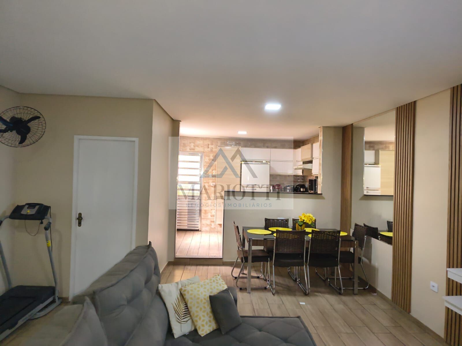 Casa, 3 quartos, 170 m² - Foto 2