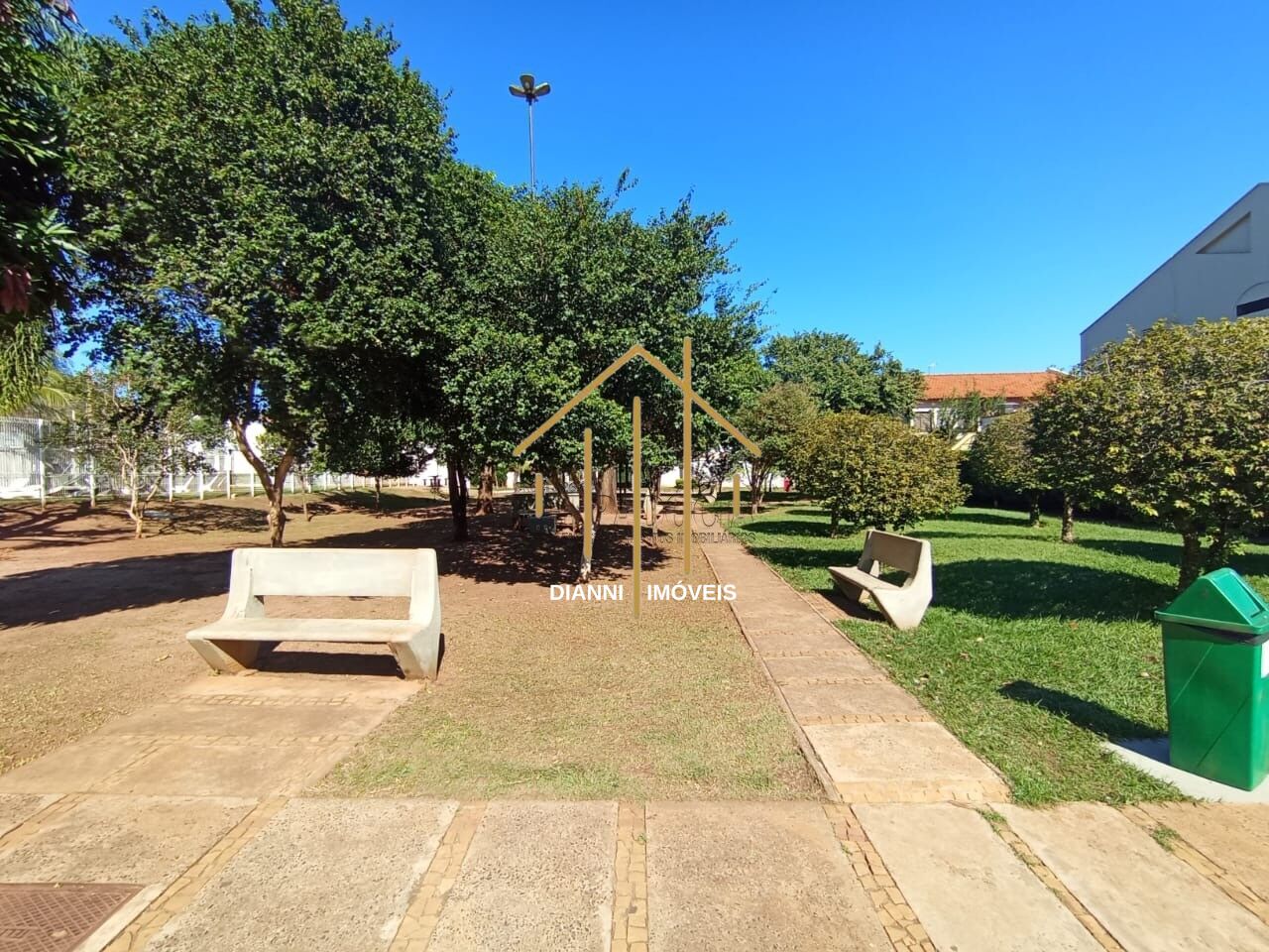 Casa de Condomínio com 4 quartos à venda, 130m² — foto 27 de 30