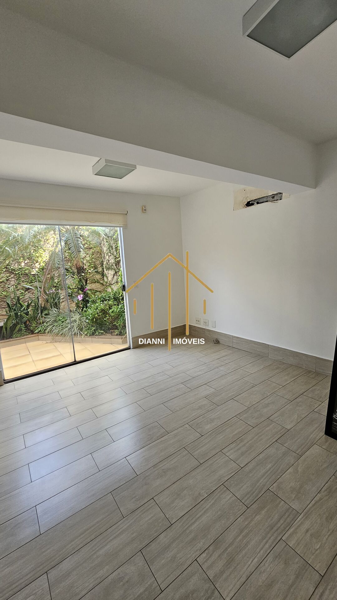 Conjunto Comercial / Sala à venda, 300m² — foto 8 de 21