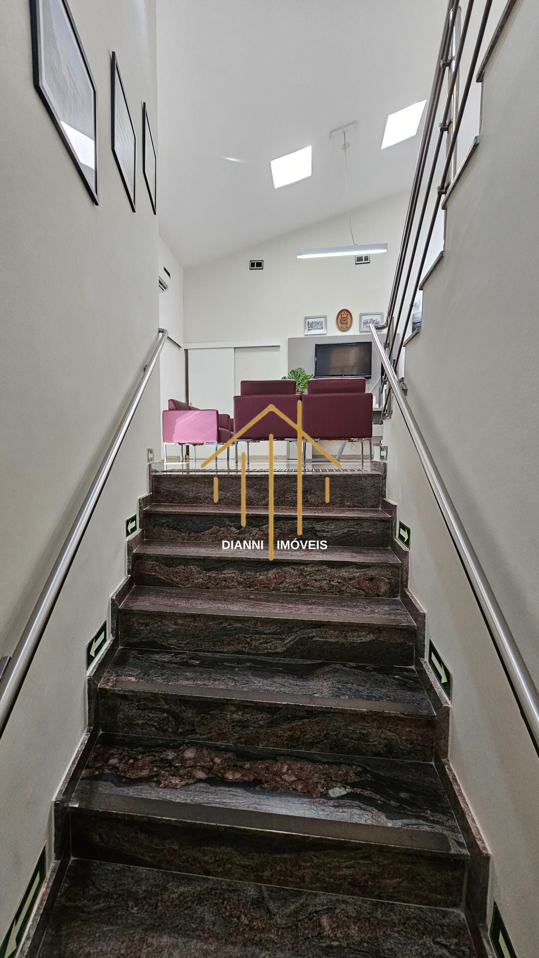 Conjunto Comercial / Sala à venda, 300m² — foto 11 de 21