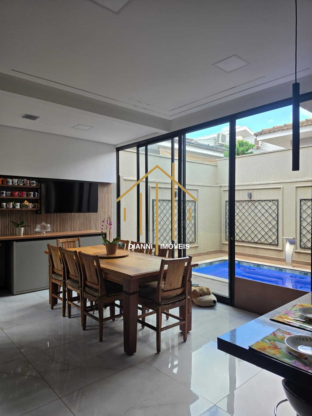 Casa de Condomínio com 3 quartos à venda, 220m² — foto 1 de 38