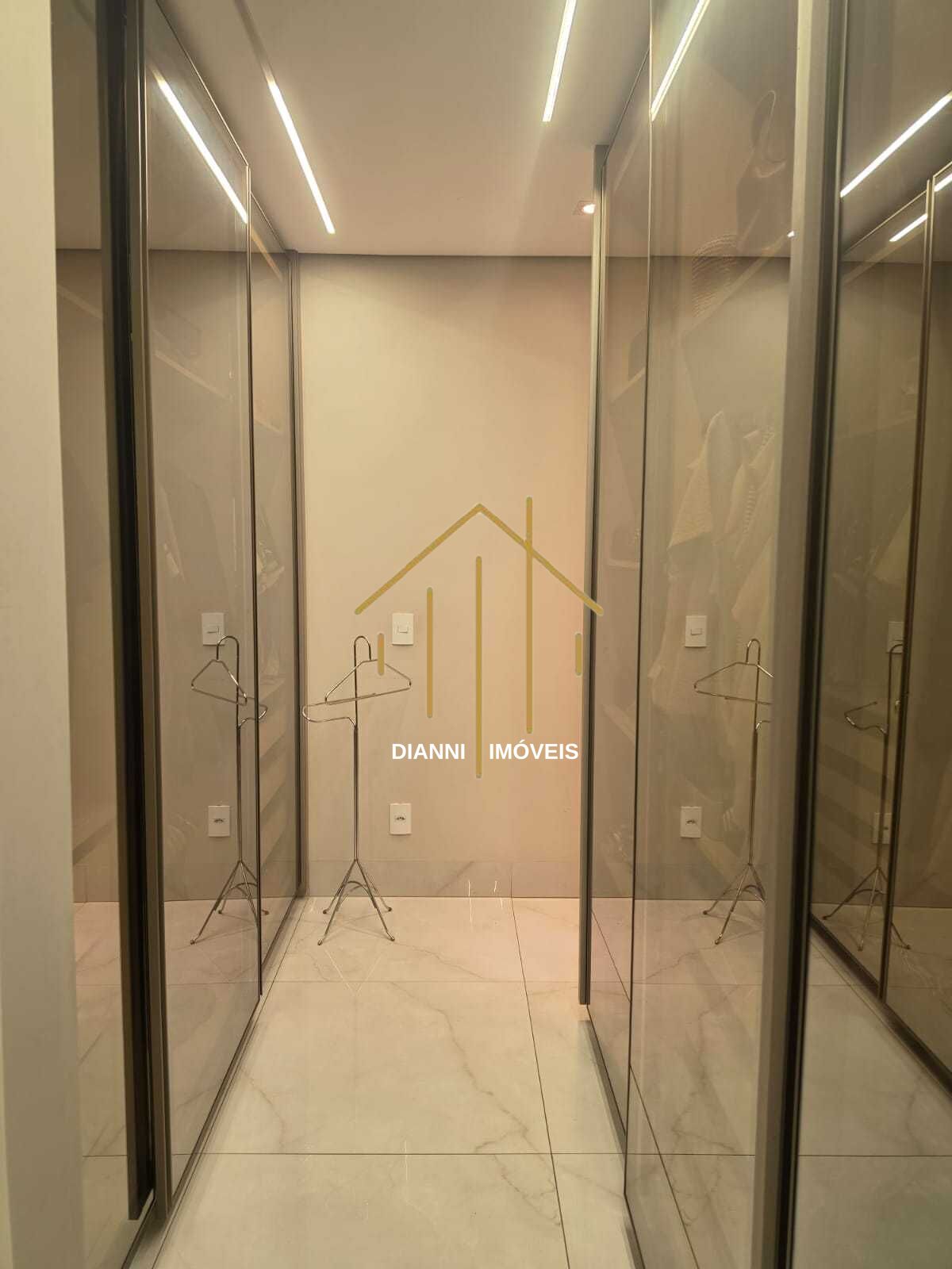 Casa de Condomínio com 3 quartos à venda, 220m² — foto 17 de 38