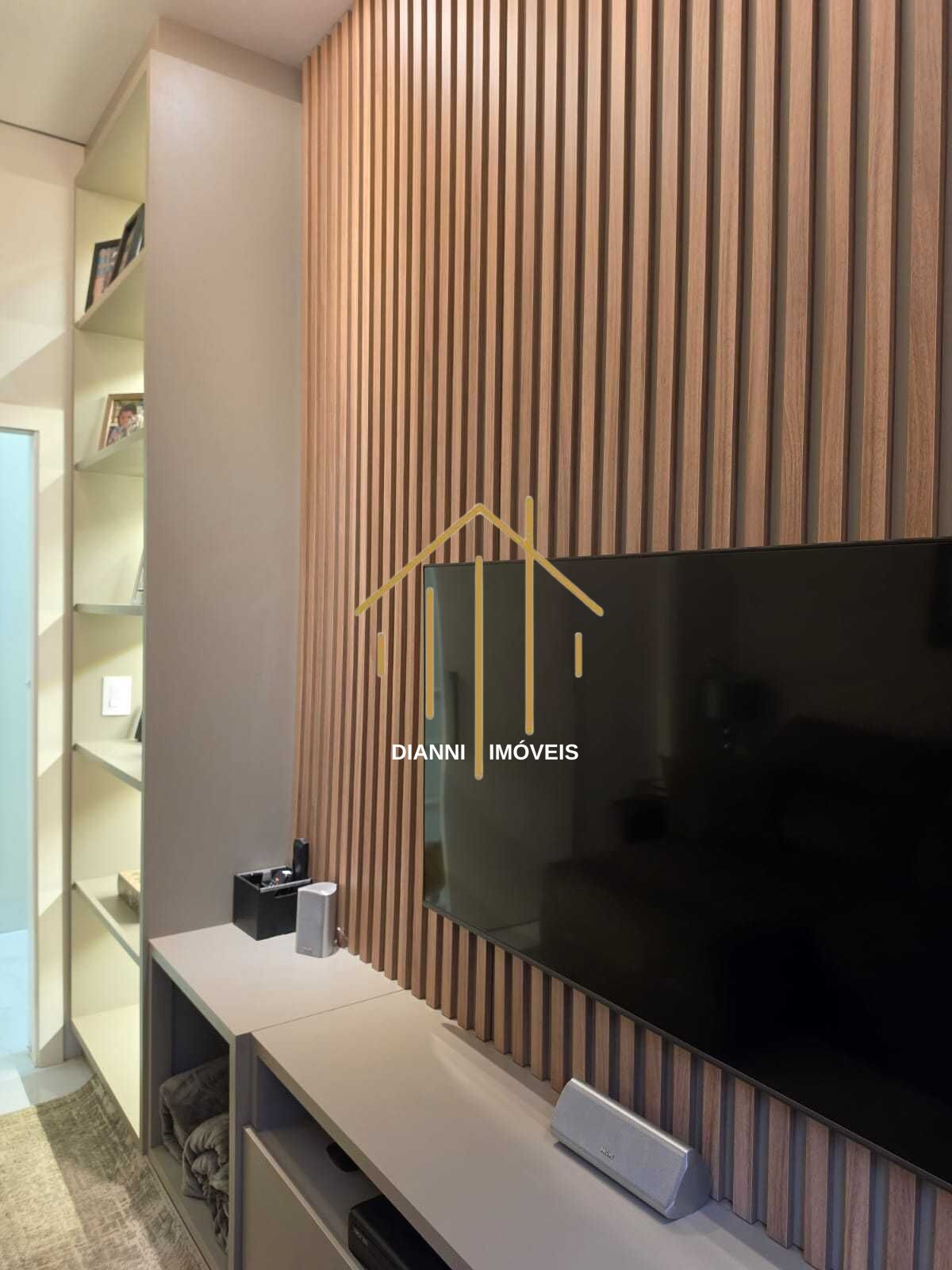 Casa de Condomínio com 3 quartos à venda, 220m² — foto 10 de 38