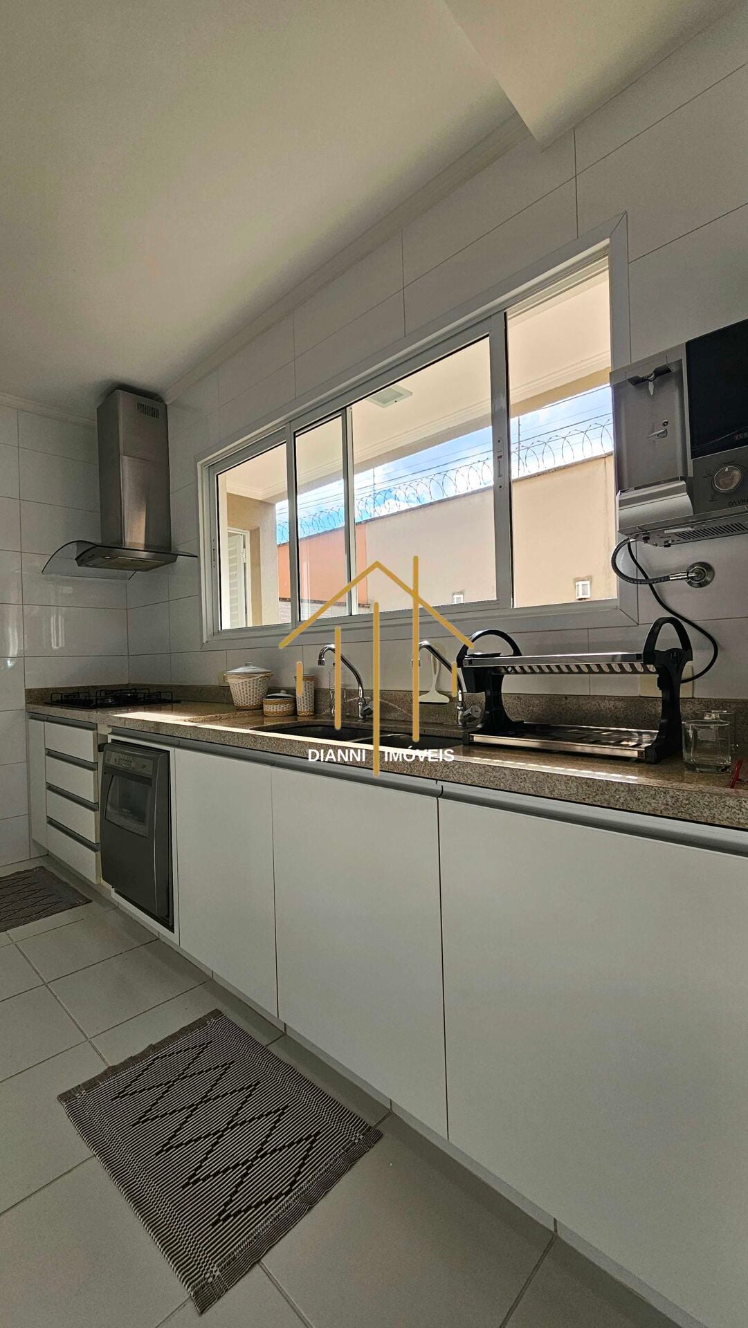 Casa de Condomínio com 3 quartos à venda, 175m² — foto 16 de 41
