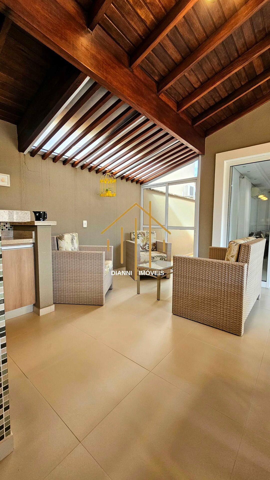 Casa de Condomínio com 3 quartos à venda, 175m² — foto 9 de 41