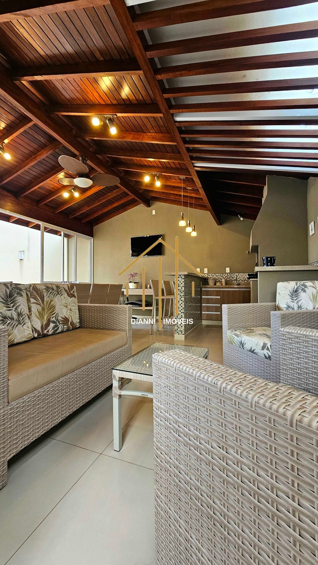 Casa de Condomínio com 3 quartos à venda, 175m² — foto 5 de 41