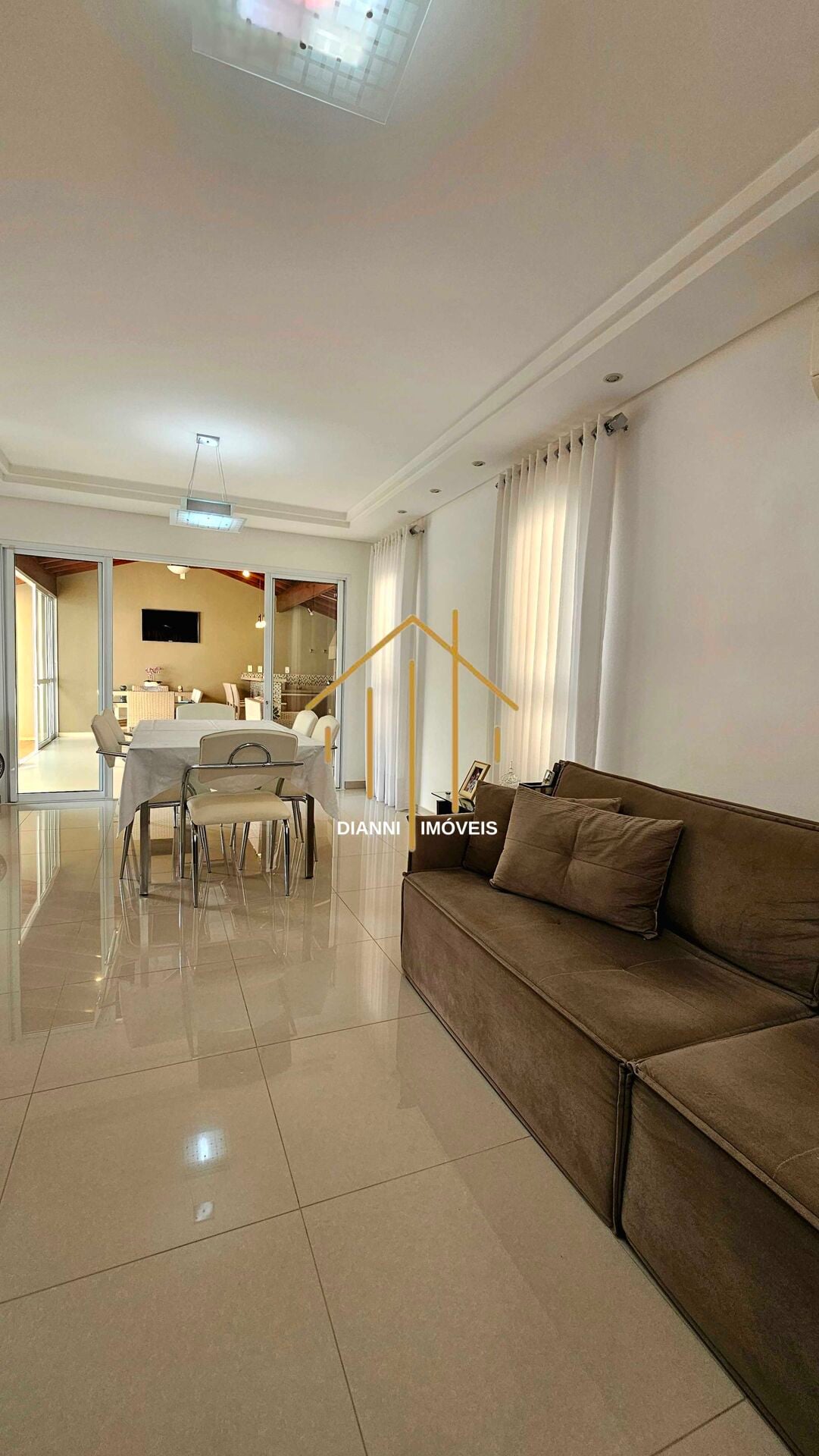 Casa de Condomínio com 3 quartos à venda, 175m² — foto 15 de 41