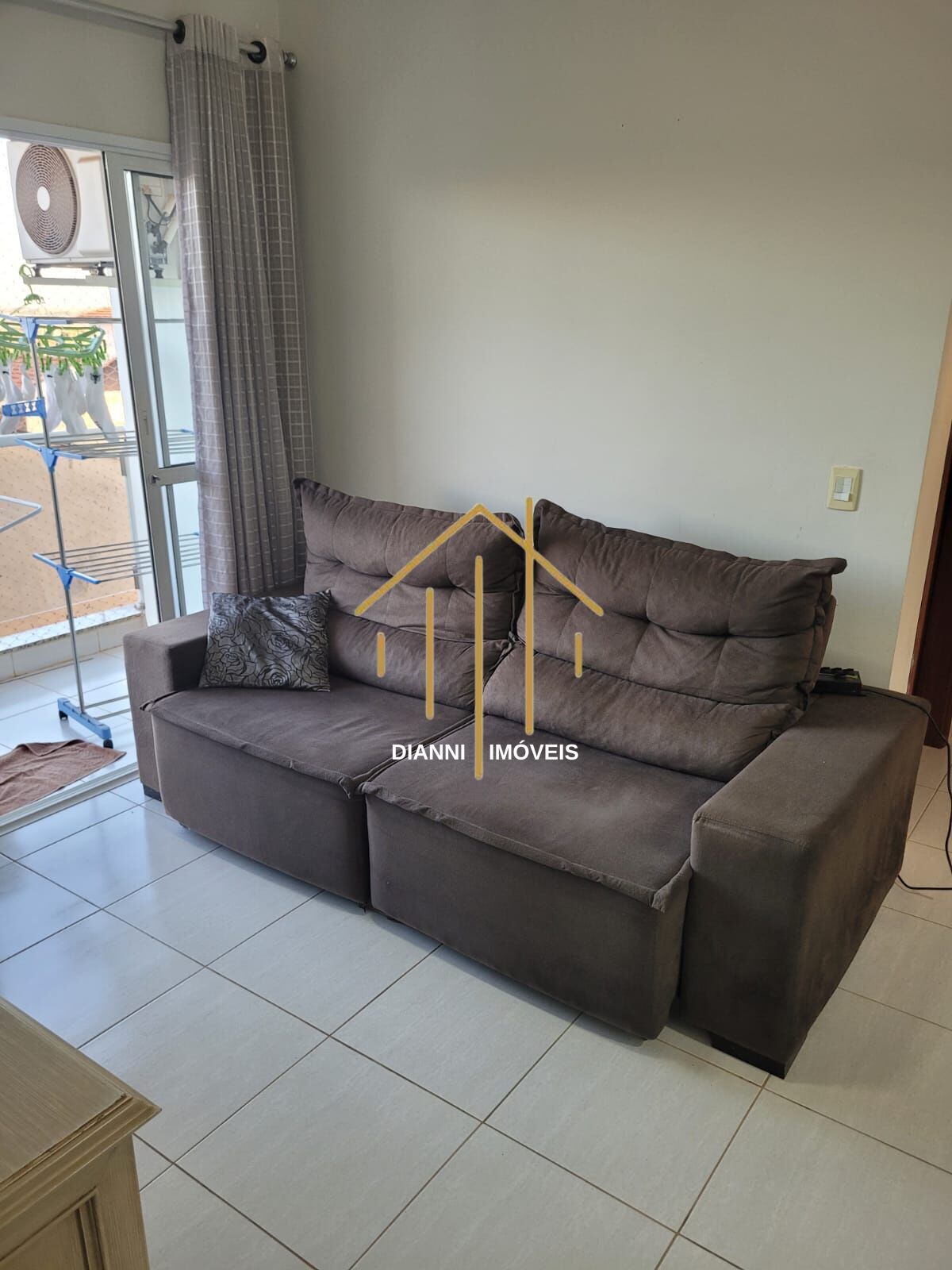 Apartamento com 2 quartos à venda, 65m² — foto 3 de 6