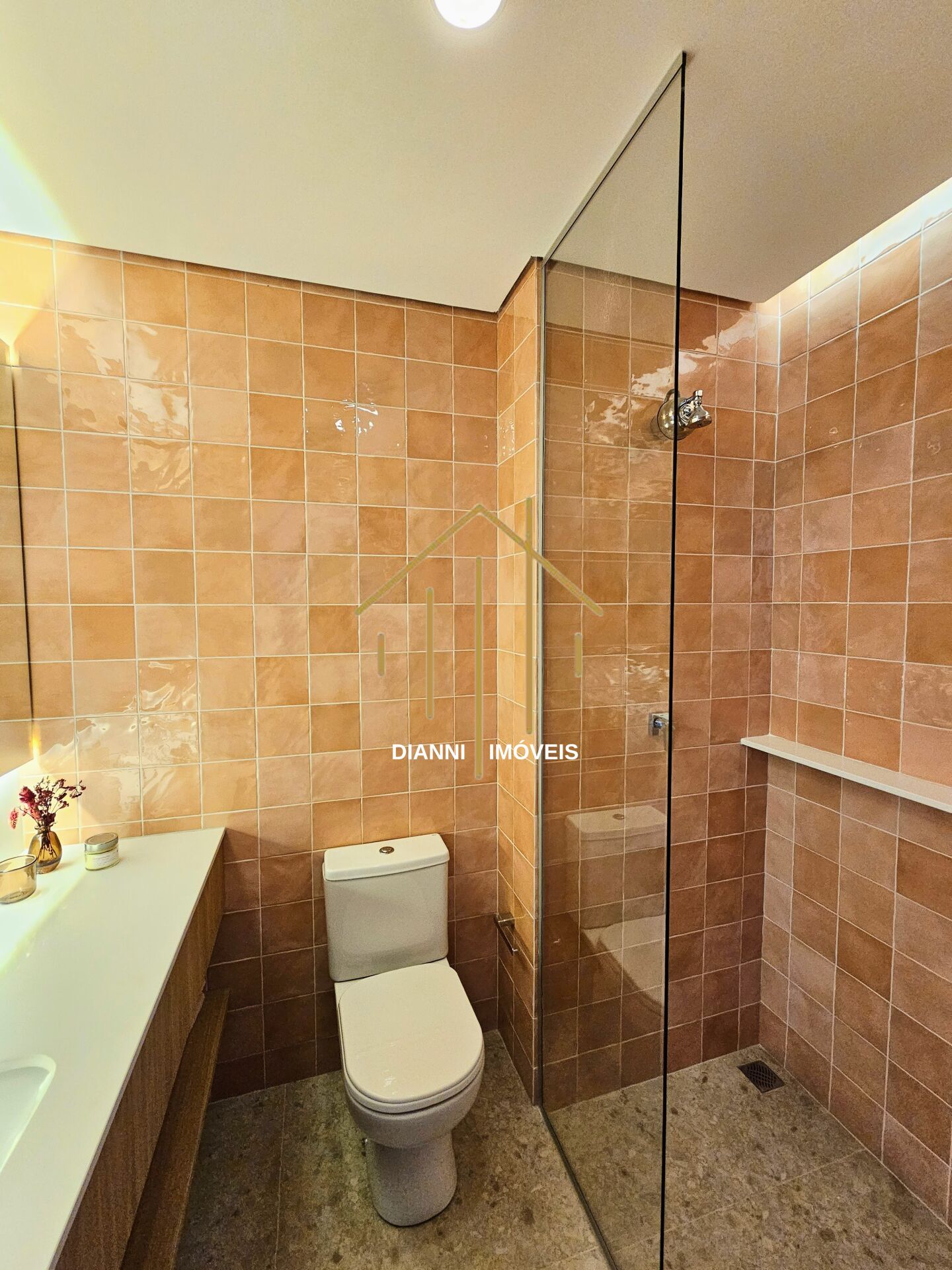Apartamento com 2 quartos à venda, 70m² — foto 14 de 15