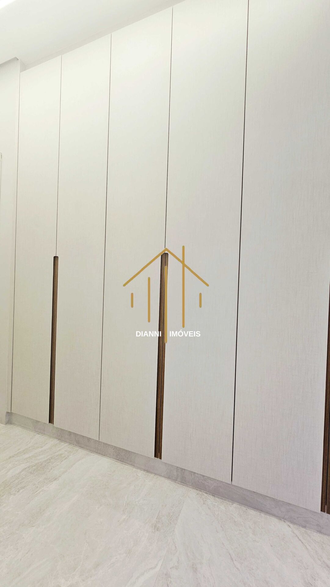 Casa de Condomínio com 3 quartos à venda, 190m² — foto 18 de 29