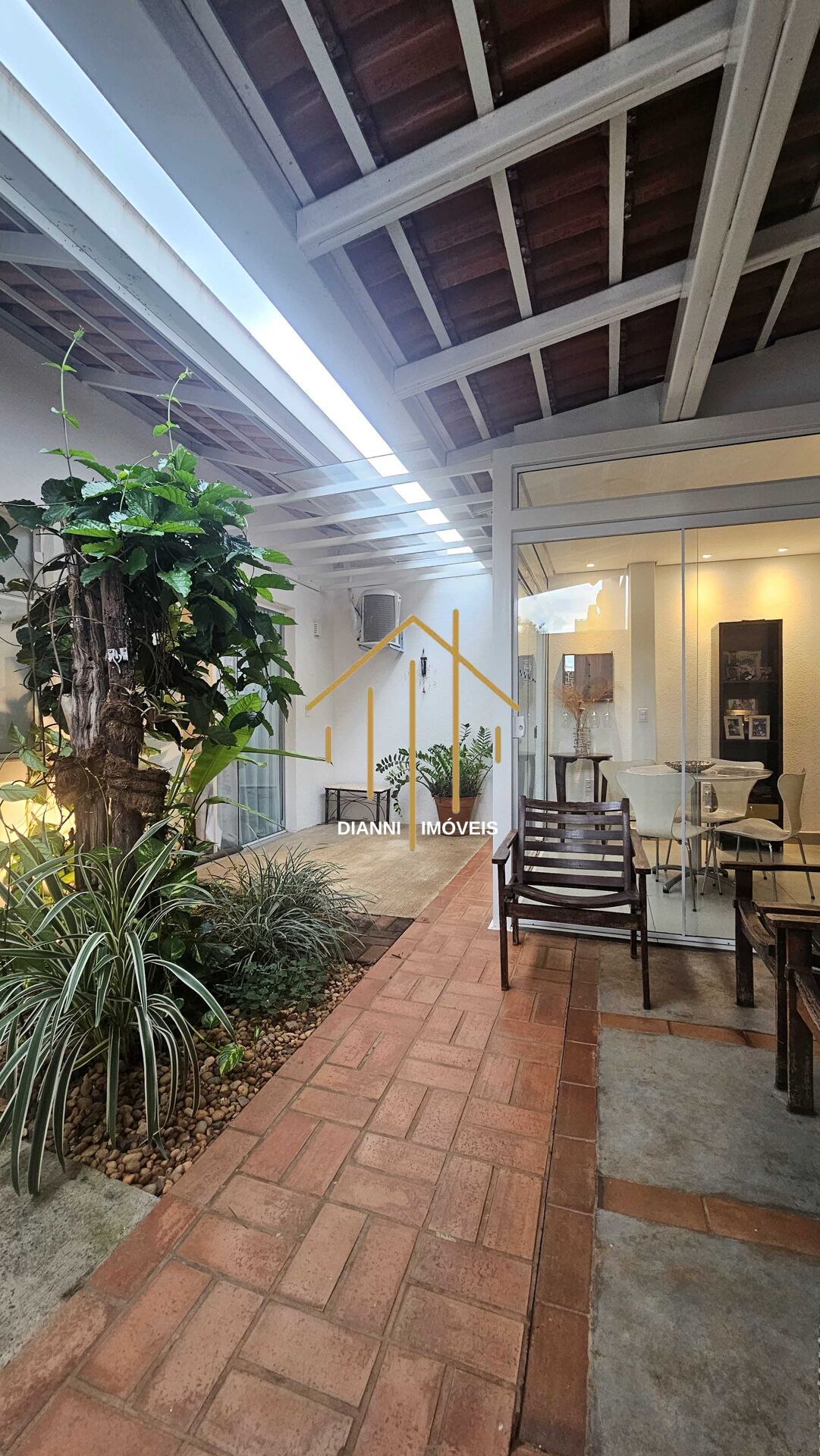 Casa de Condomínio com 4 quartos à venda, 130m² — foto 5 de 30