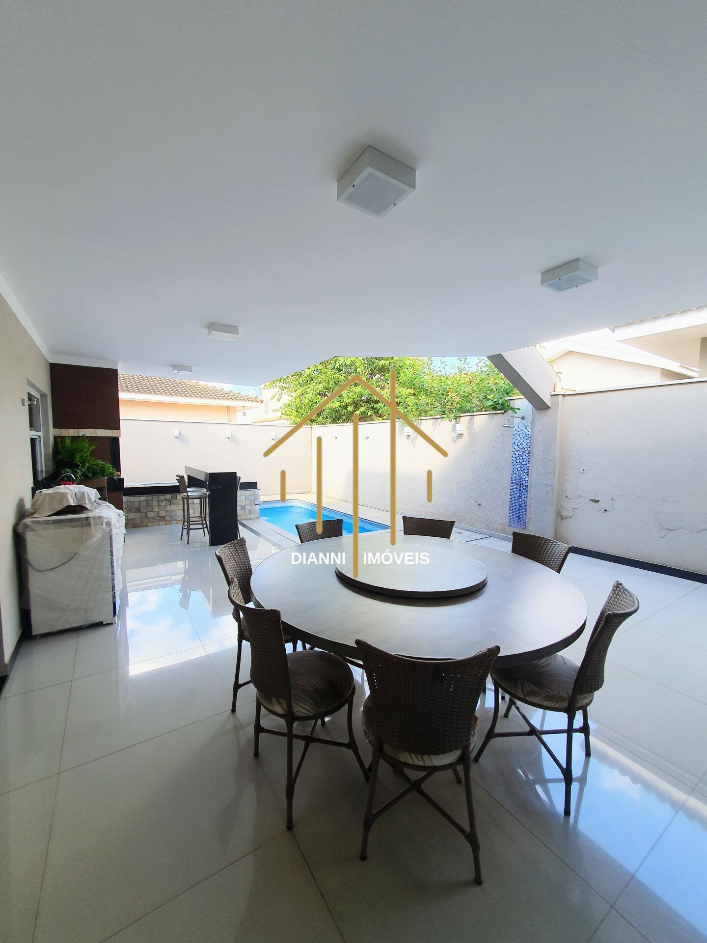 Casa de Condomínio com 3 quartos à venda, 230m² — foto 5 de 28