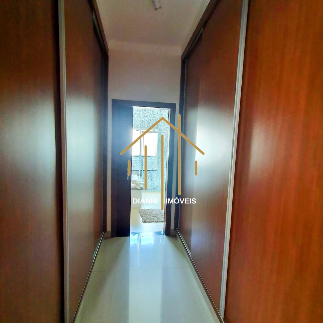 Casa de Condomínio com 3 quartos à venda, 230m² — foto 11 de 28