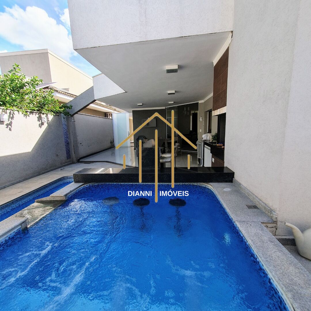 Casa de Condomínio com 3 quartos à venda, 230m² — foto 3 de 28