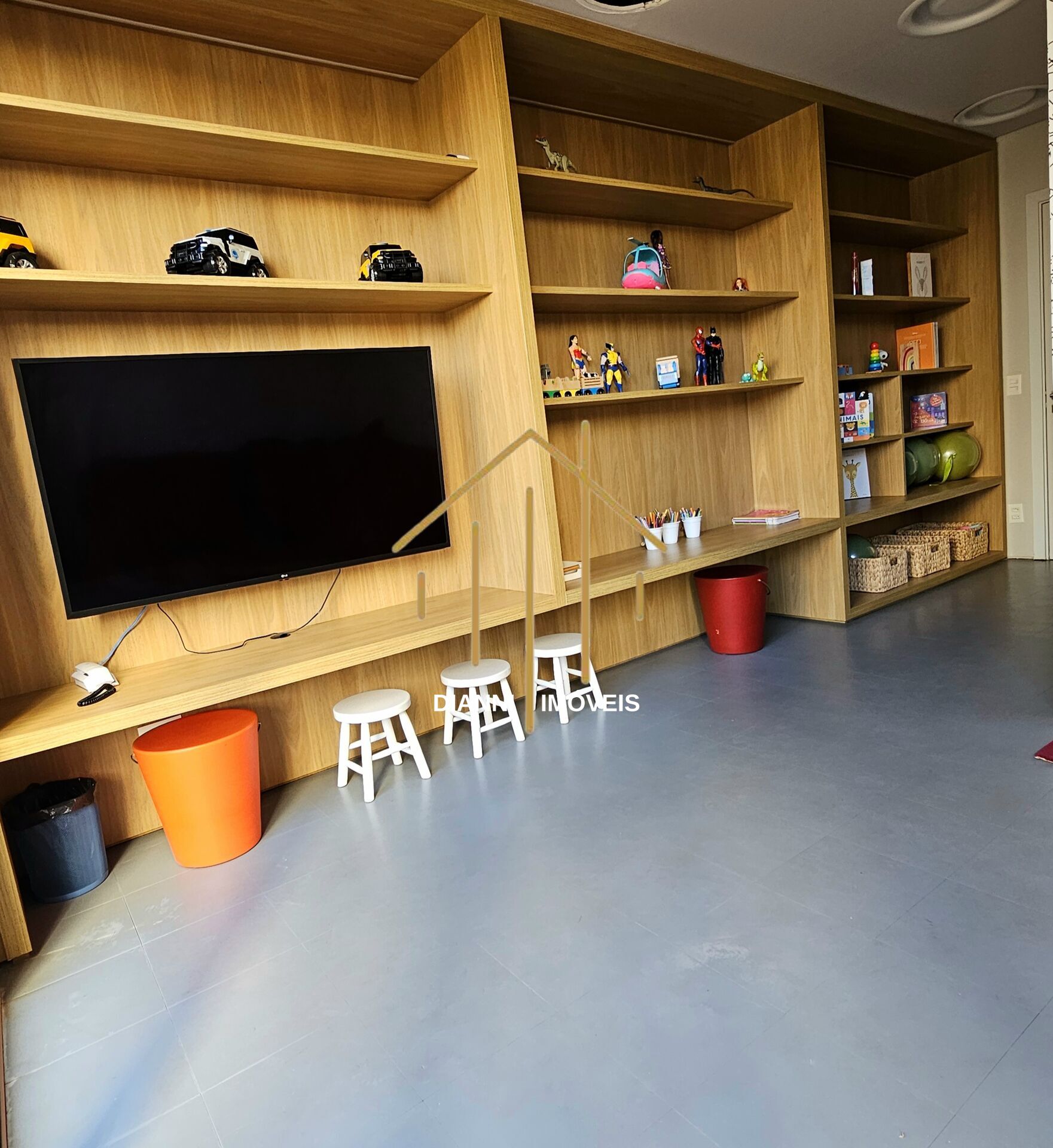 Apartamento com 4 quartos à venda, 256m² — foto 13 de 13