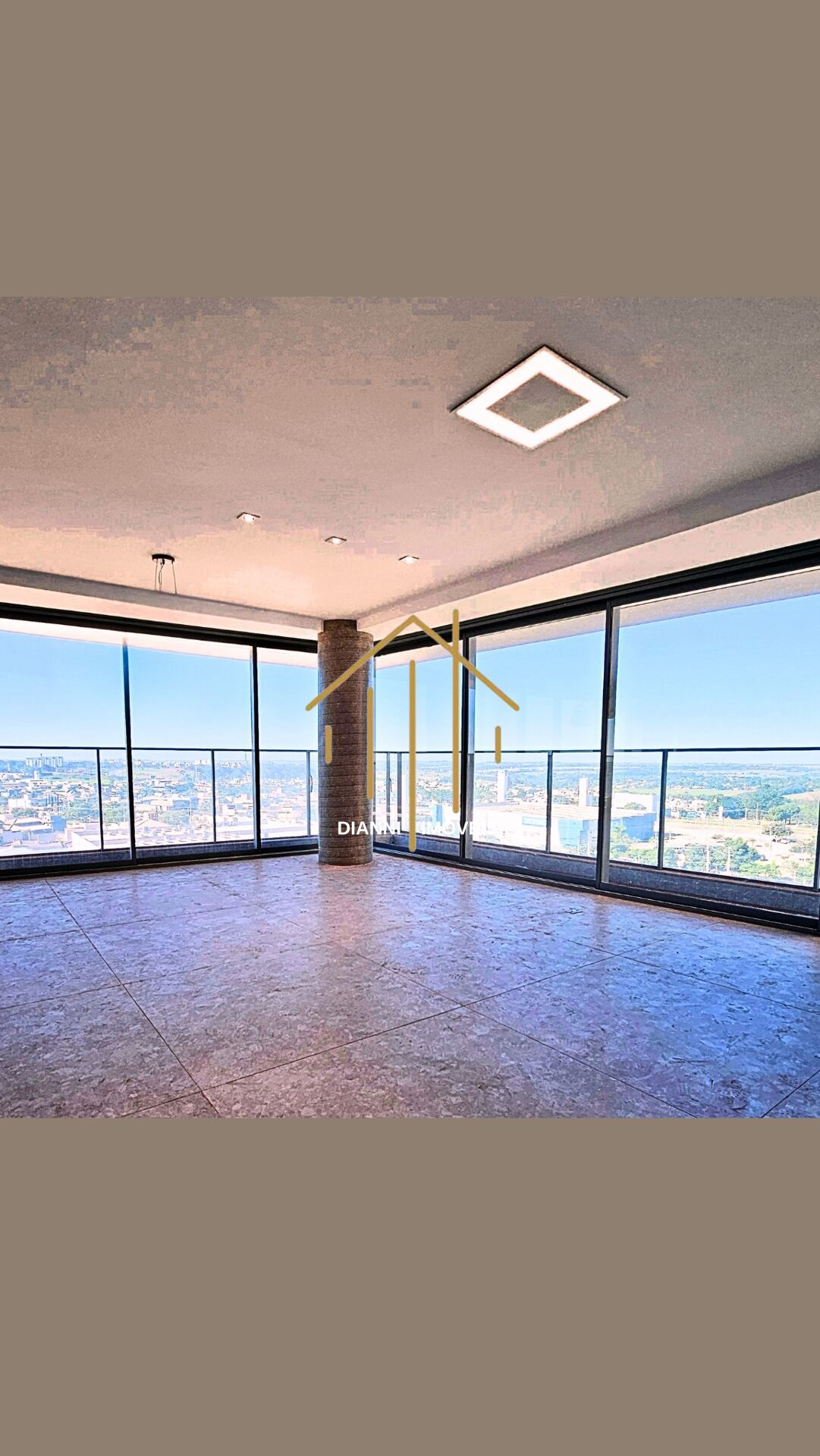 Apartamento com 4 quartos à venda, 256m² — foto 2 de 13