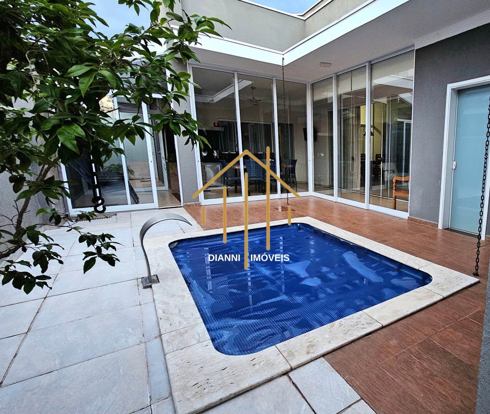 Casa de Condomínio com 3 quartos à venda, 234m² — foto 19 de 42