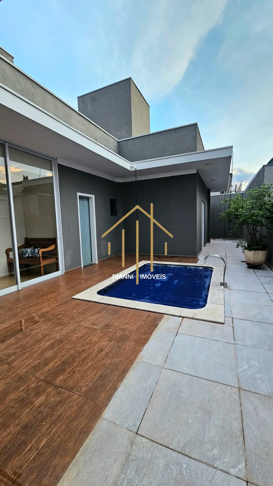 Casa de Condomínio com 3 quartos à venda, 234m² — foto 18 de 42