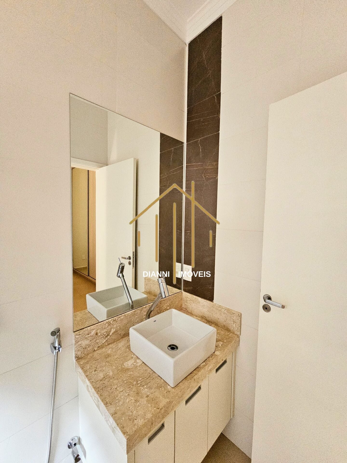 Casa de Condomínio com 3 quartos à venda, 234m² — foto 24 de 42