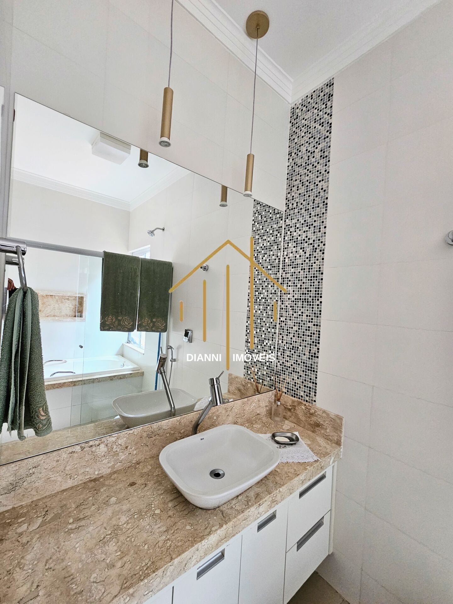 Casa de Condomínio com 3 quartos à venda, 234m² — foto 31 de 42