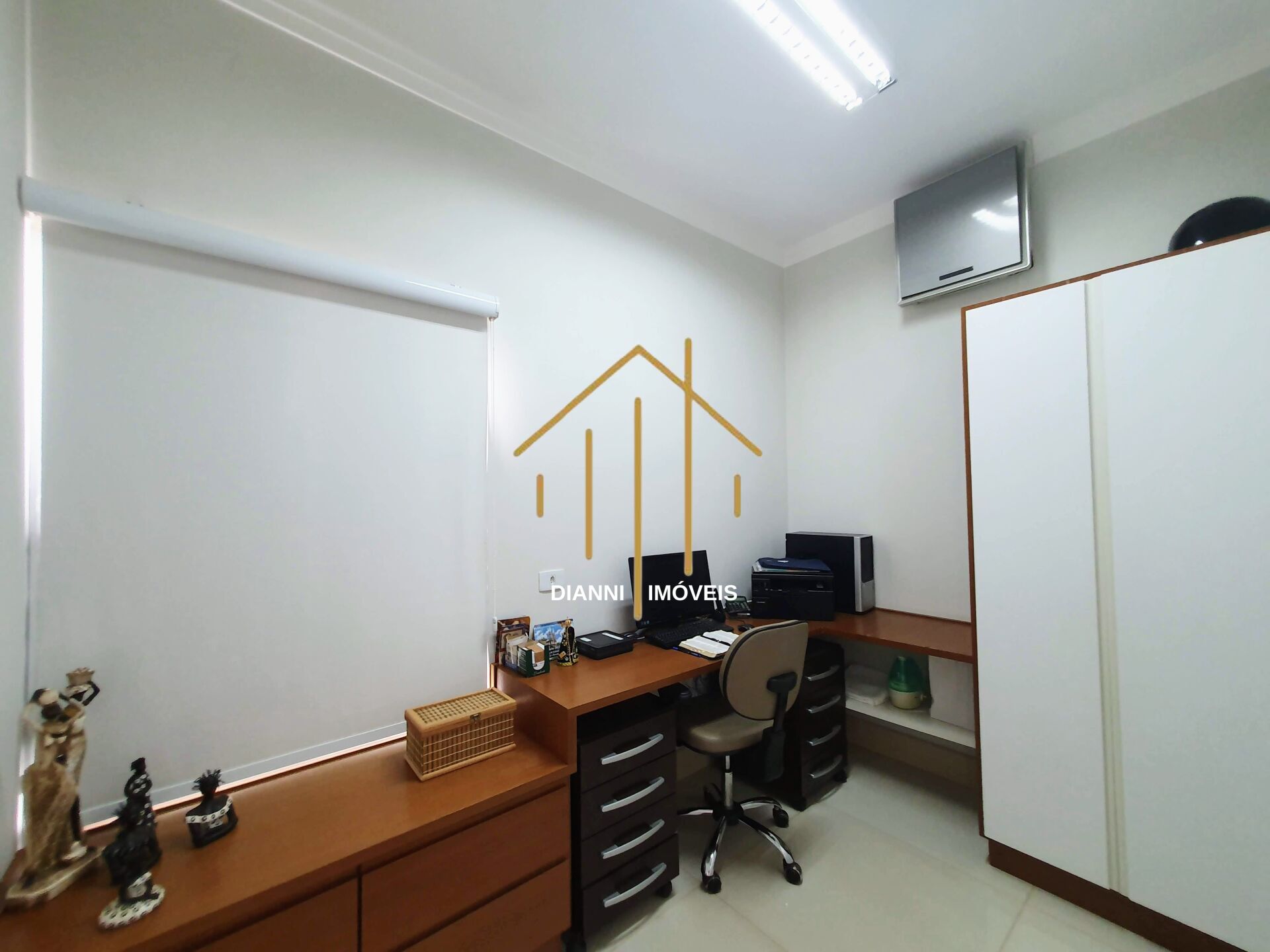 Casa de Condomínio com 4 quartos à venda, 340m² — foto 18 de 37