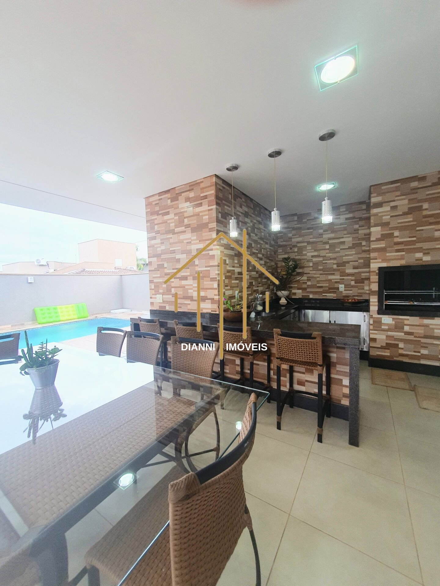 Casa de Condomínio com 4 quartos à venda, 340m² — foto 14 de 37