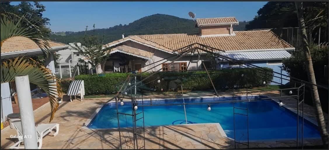 Casa, 3 quartos, 348 m² - Foto 1