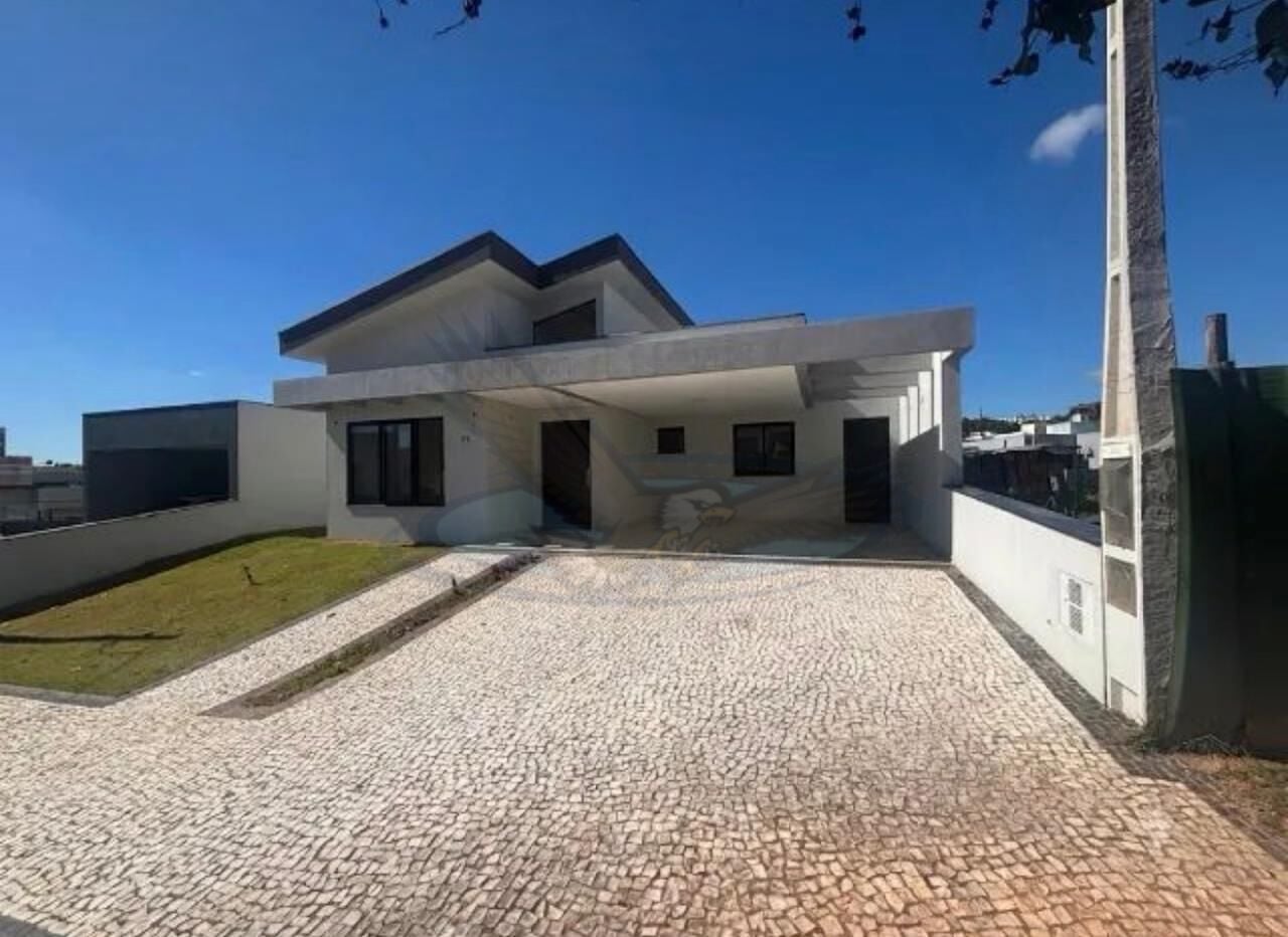 Casa, 3 quartos, 251 m² - Foto 1