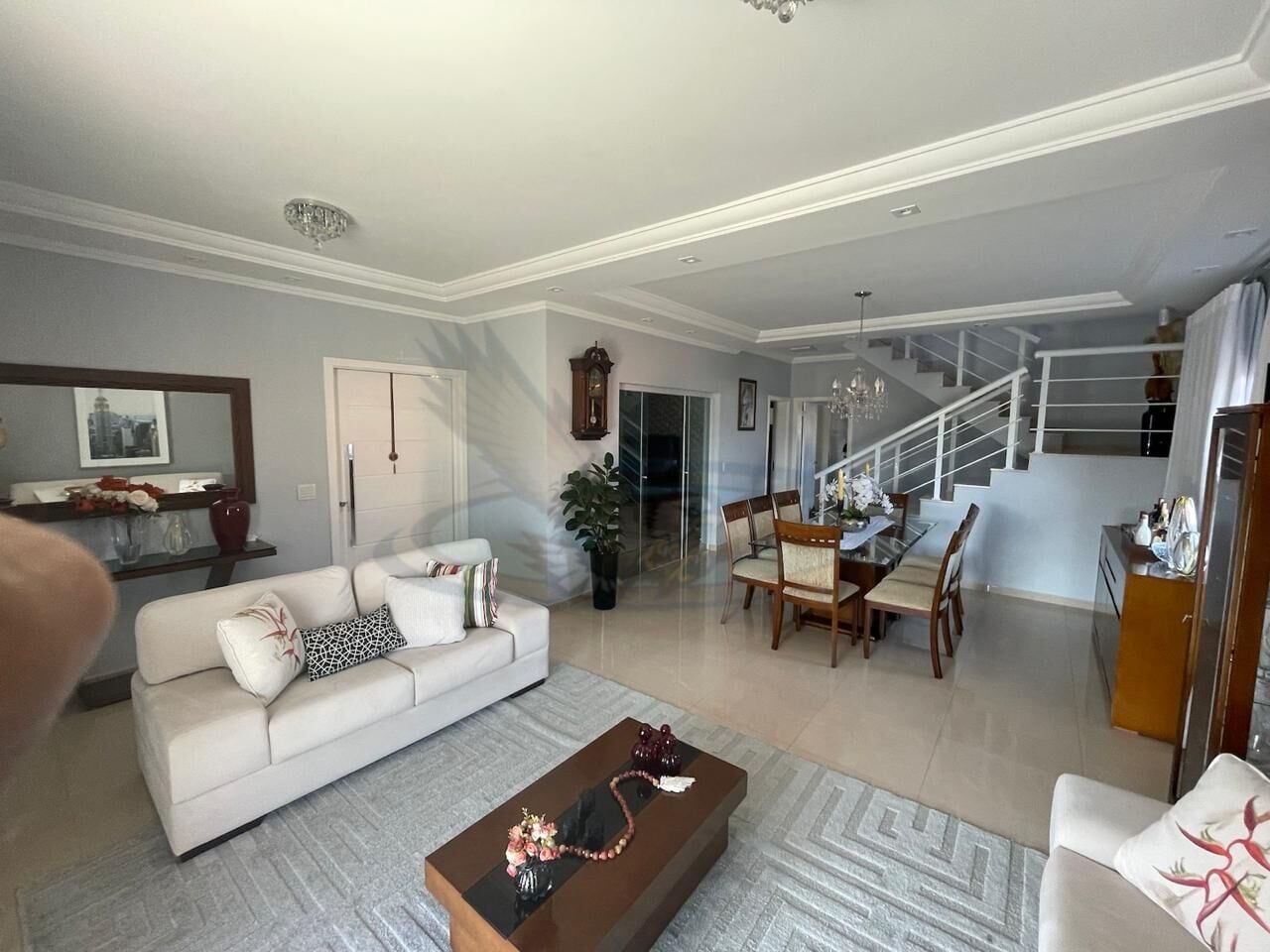 Casa, 3 quartos, 220 m² - Foto 1